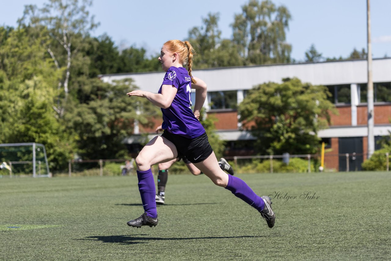 Bild 55 - wBJ SV Henstedt Ulzburg - TuS Rotenhof : Ergebnis: 12:0